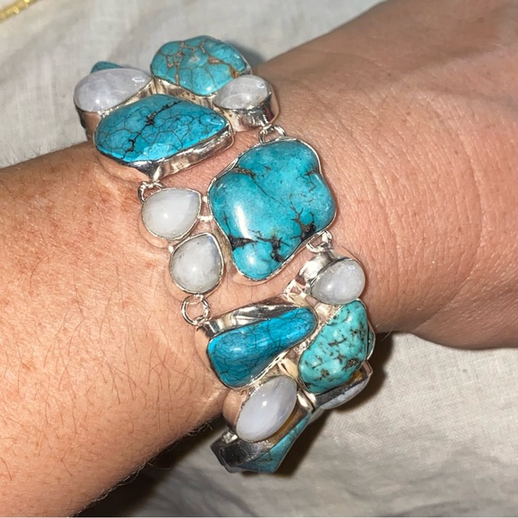 Gorgeous Tibetan Turquoise + Moonstone gem cluster statement cuff - Picture 3 of 14